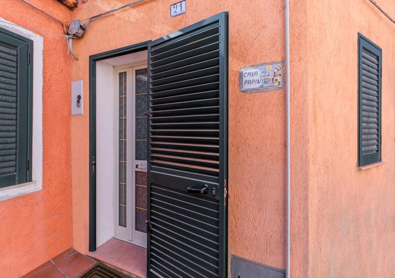 Murphy Holiday Home - Casa Papini La Maddalena  Bagian luar foto