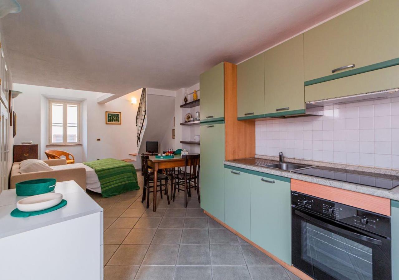 Murphy Holiday Home - Casa Papini La Maddalena  Bagian luar foto